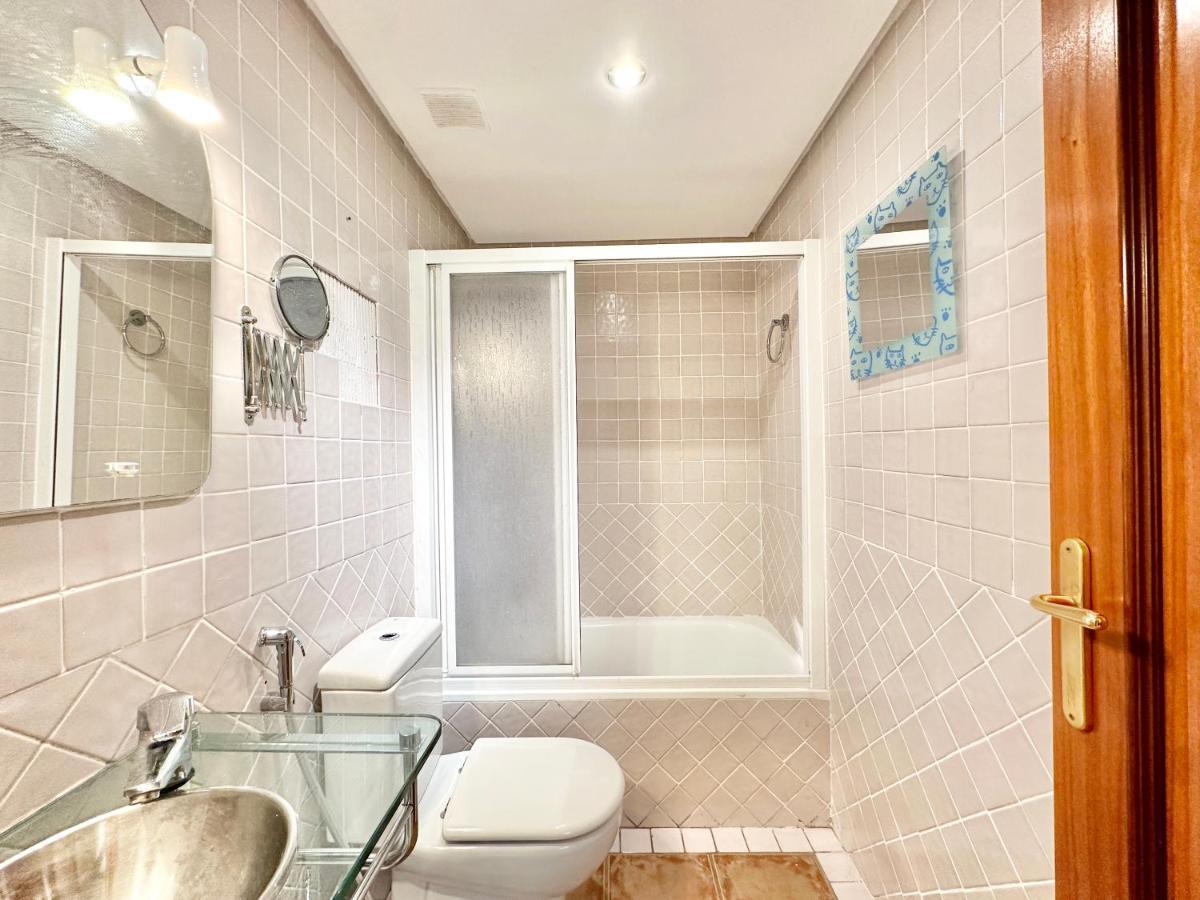 El Arenal Townhouse By The Beach With Swimming Pool - Eaw Homes 马尔韦利亚 外观 照片
