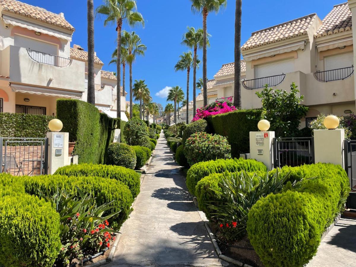 El Arenal Townhouse By The Beach With Swimming Pool - Eaw Homes 马尔韦利亚 外观 照片